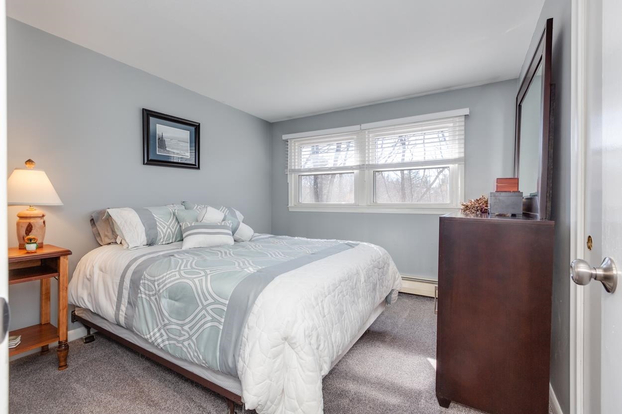 74 North Lowell Road Windham, NH 03087 - Photo 12 of 31