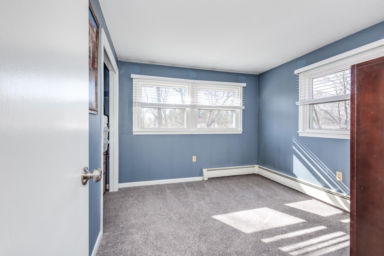 74 North Lowell Road Windham, NH 03087 - Photo 18 of 31