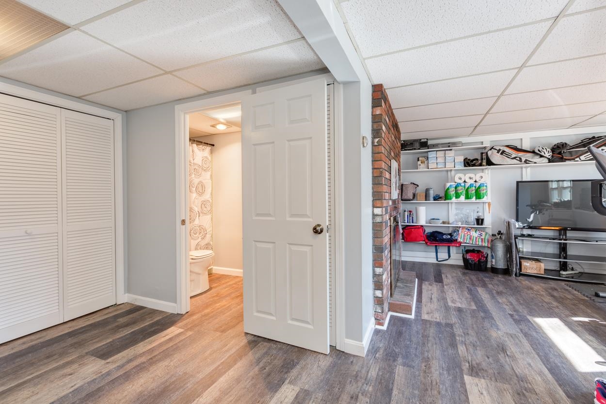 74 North Lowell Road Windham, NH 03087 - Photo 20 of 31