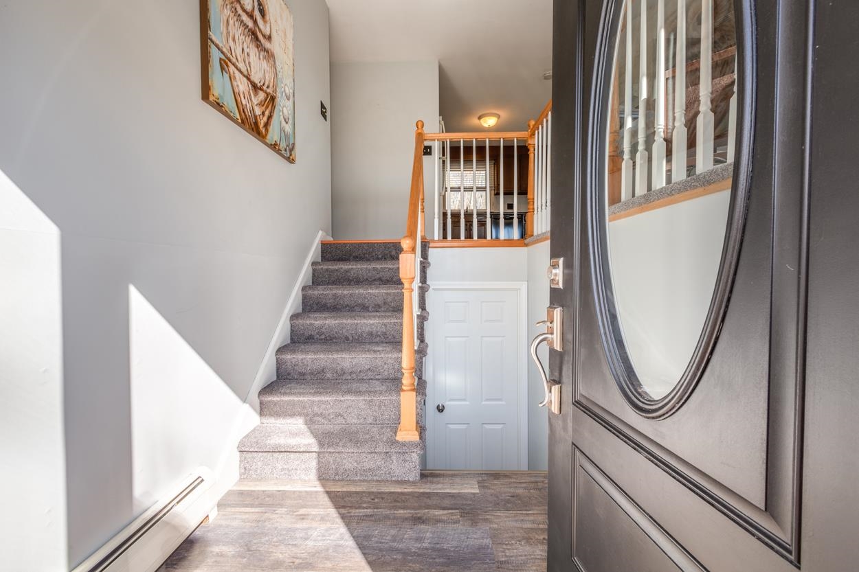 74 North Lowell Road Windham, NH 03087 - Photo 2 of 31