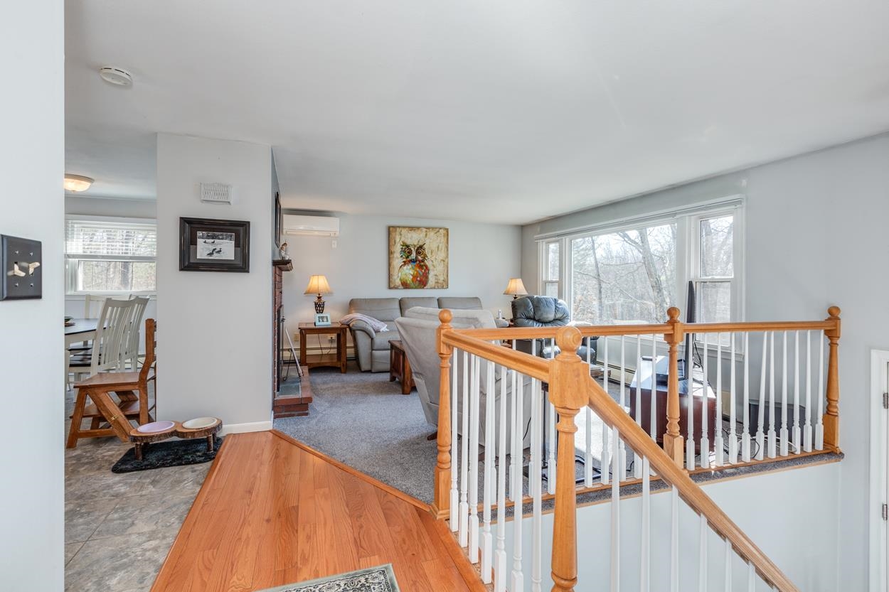 74 North Lowell Road Windham, NH 03087 - Photo 4 of 31