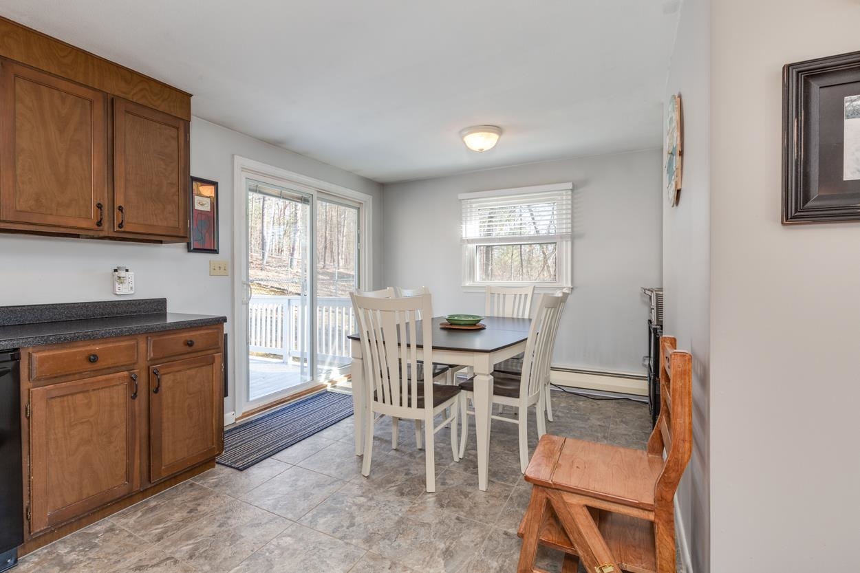 74 North Lowell Road Windham, NH 03087 - Photo 9 of 31