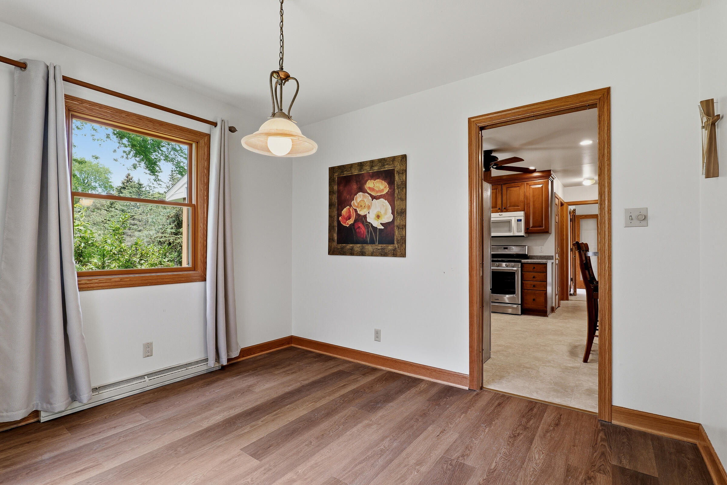 4528 Lakeshore Road Sheboygan, WI 53083 - Photo 9 of 54 4528Lakeshore-9