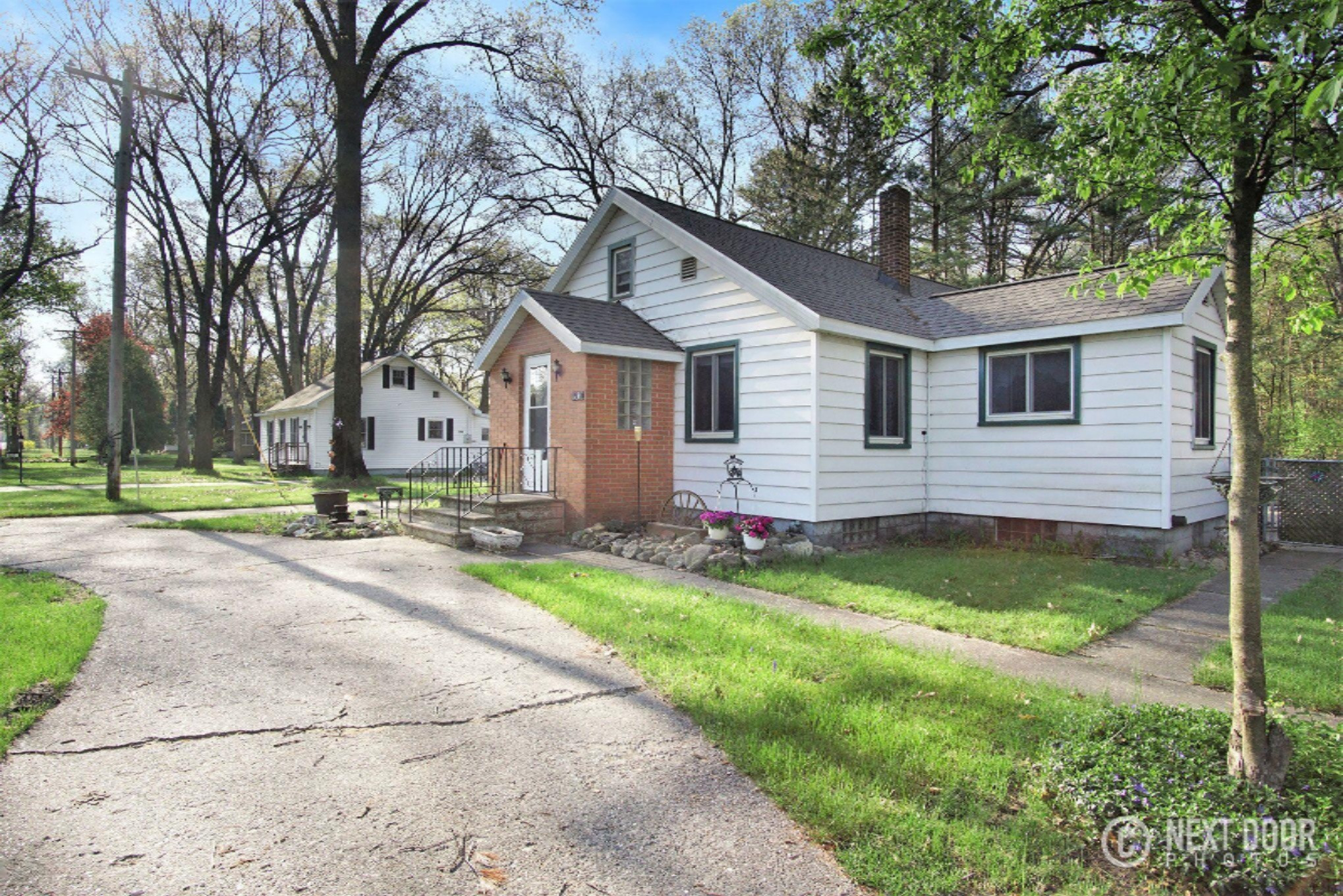 631 West River Road Muskegon, MI 49445 - Photo 5 of 37 DSC09727_preview