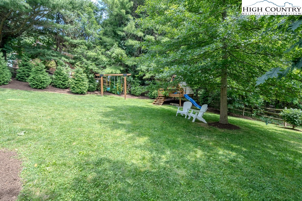 884 Queen Street Boone, NC 28607 - Photo 39 of 45