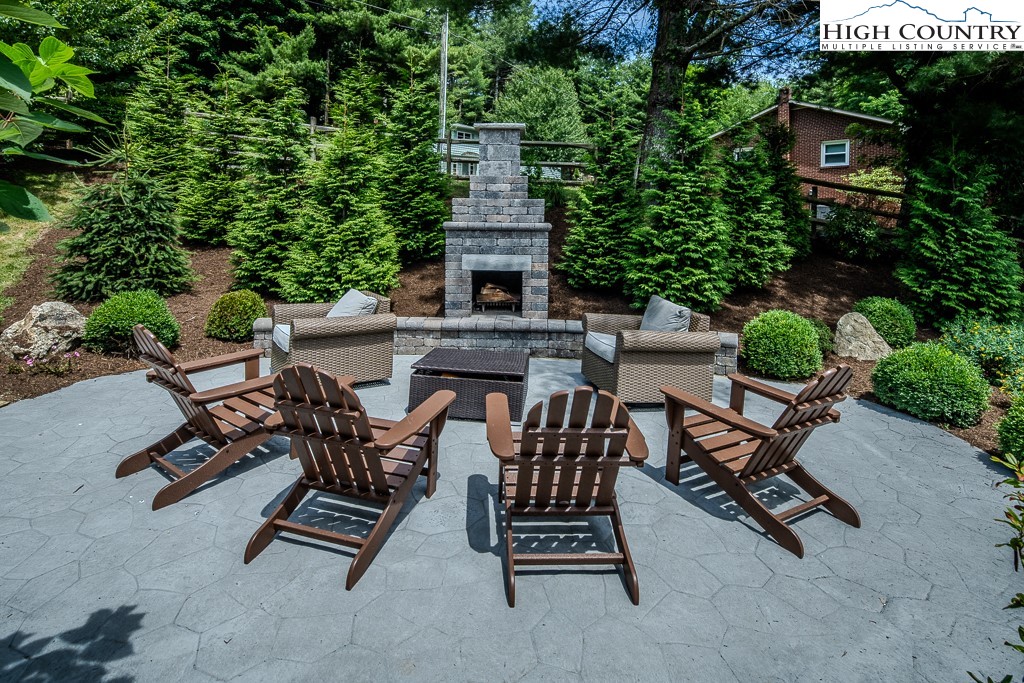 884 Queen Street Boone, NC 28607 - Photo 41 of 45