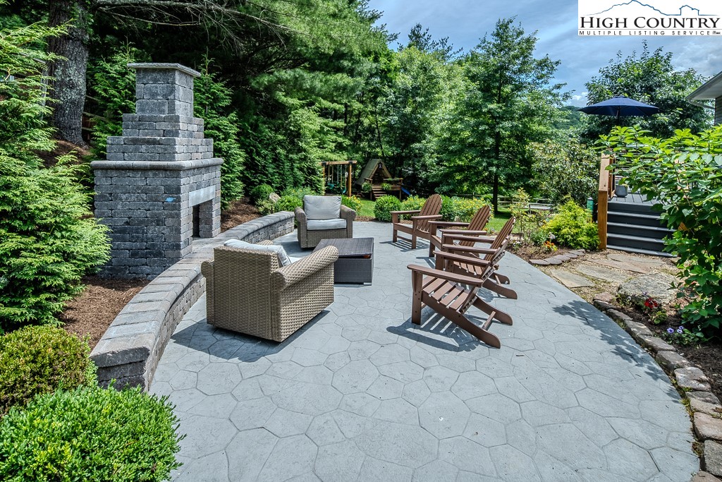 884 Queen Street Boone, NC 28607 - Photo 42 of 45