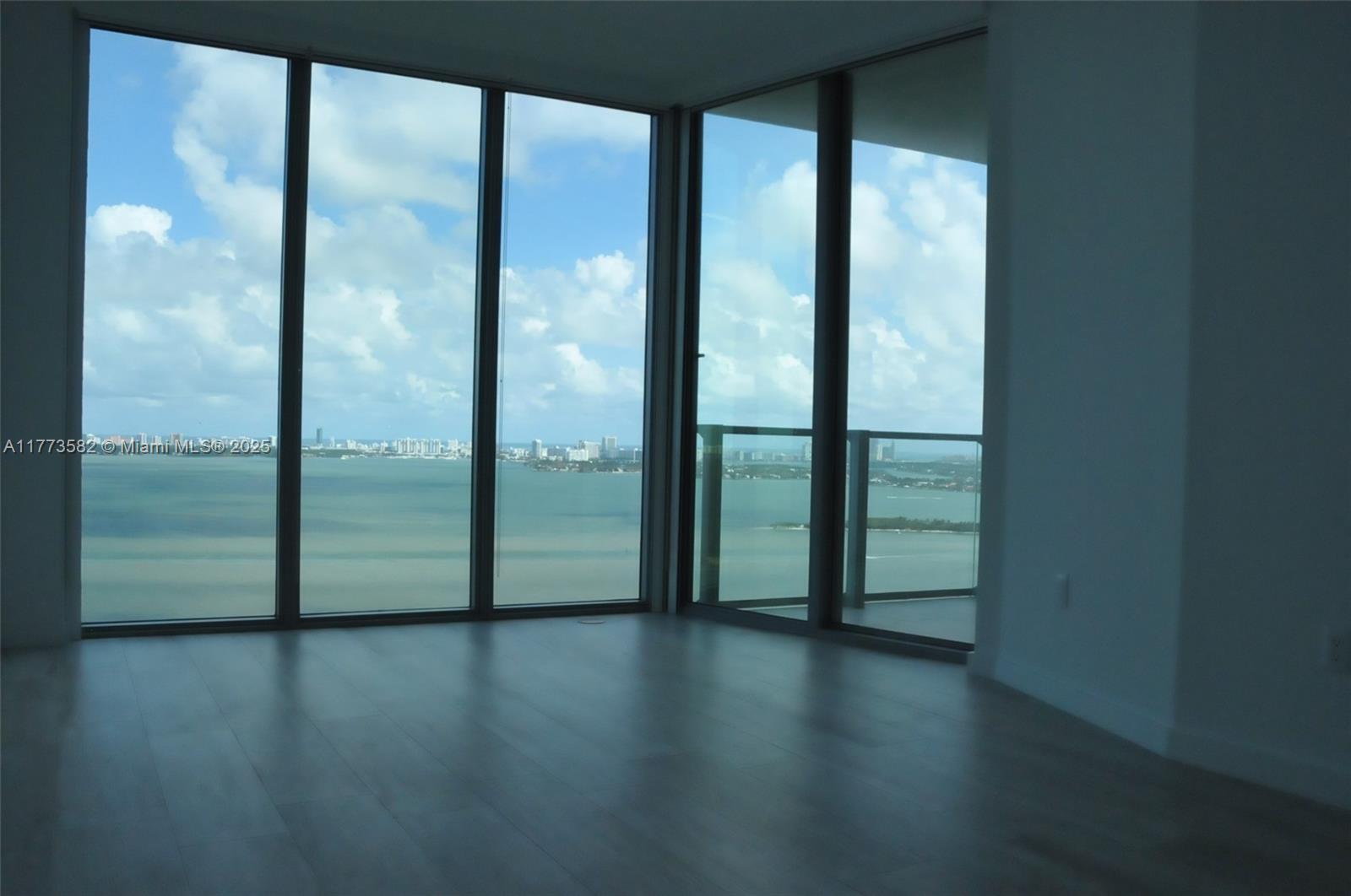 Edgewater Miami, FL 33137 - Photo 8 of 23