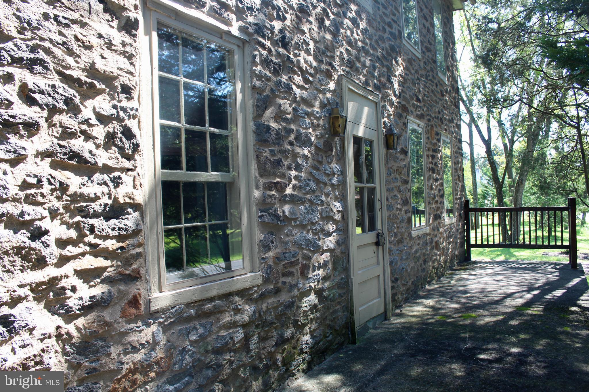 276 Old Bethlehem Road Quakertown, PA 18951 - Photo 3 of 44 Gallery Image 3