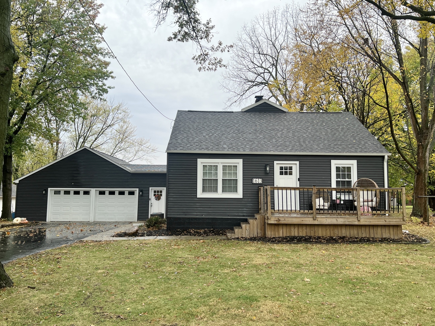 1613 Reno Road Sterling, IL 61081 - Photo 1 of 35 Gallery Image 1