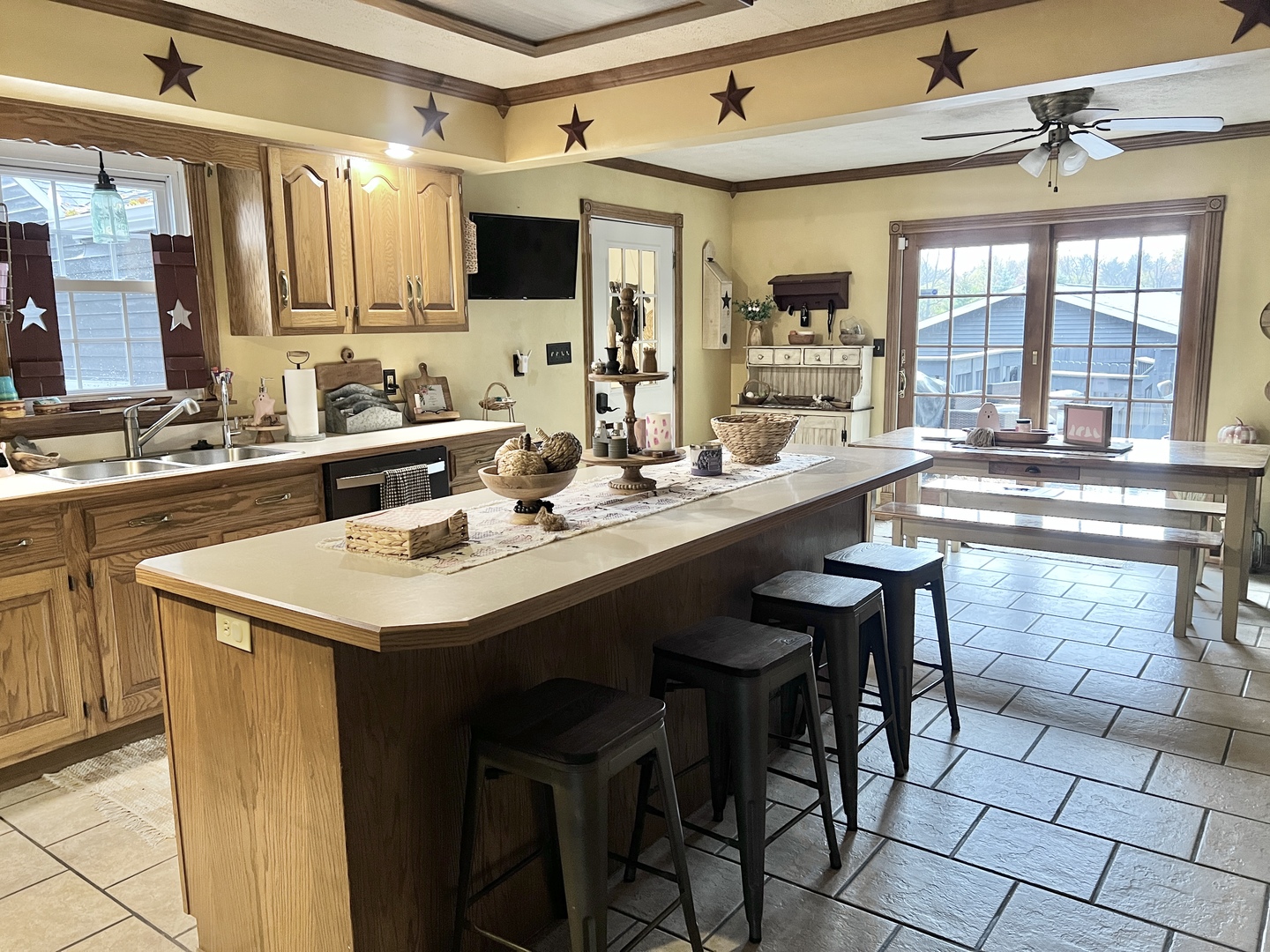 1613 Reno Road Sterling, IL 61081 - Photo 21 of 35 Gallery Image 21