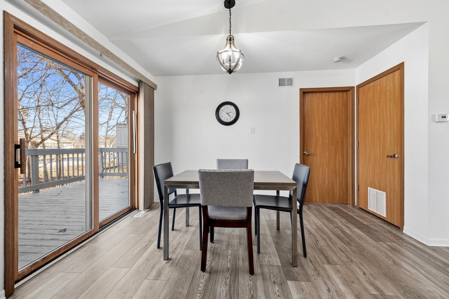 517 Prospect Circle Shawano, WI 54166 - Photo 7 of 35