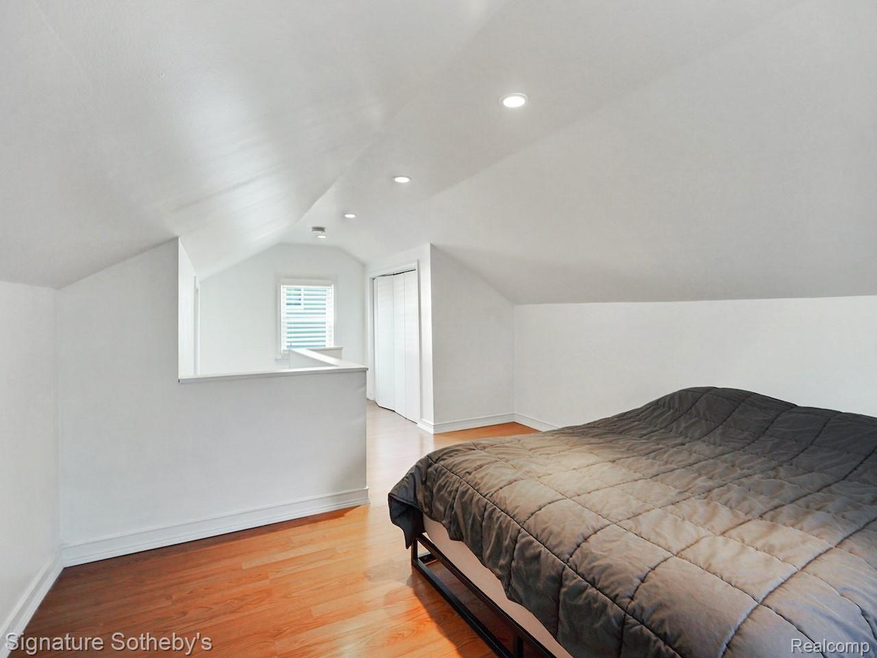 60 Sylvan Avenue Pleasant Ridge, MI 48069 - Photo 20 of 27 DSC09272.jpeg