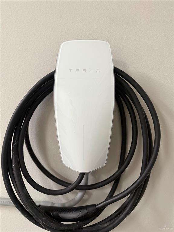 2514 Yarrow Street Mission, TX 78574 - Photo 22 of 22 TESLA charger