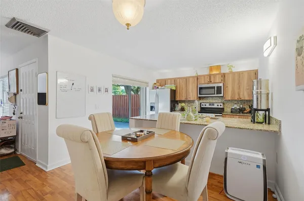 $3,350 | 9142 Southwest 23rd Street, Unit D, Davie, FL 33324