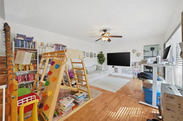 $3,350 | 9142 Southwest 23rd Street, Unit D, Davie, FL 33324