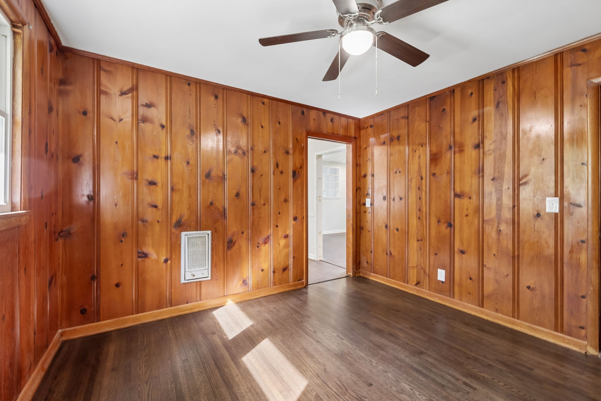 1003 Twin Creek Road Charlotte, TN 37036 - Photo 24 of 37 a view of wooden floor and closet area