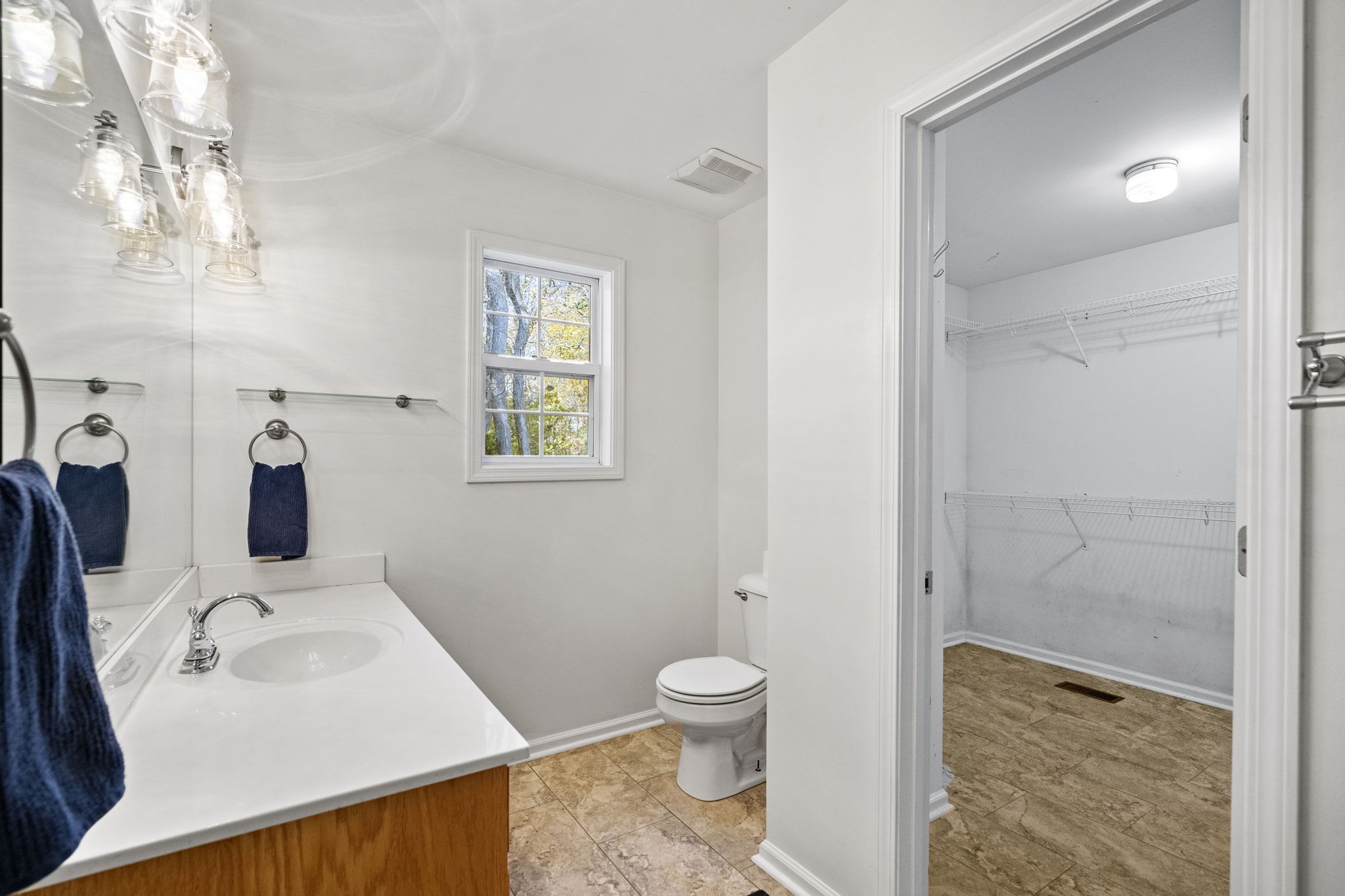 4985 Minnis Road Springfield, TN 37172 - Photo 49 of 58 a bathroom with a sink toilet and shower