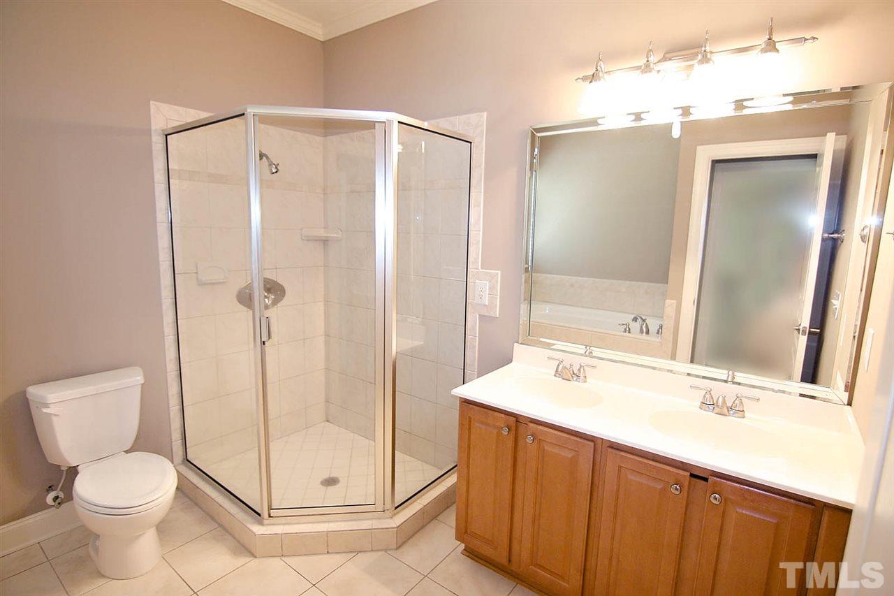 3208 Signature Lane Raleigh, NC 27606 - Photo 22 of 25 Gallery Image 22