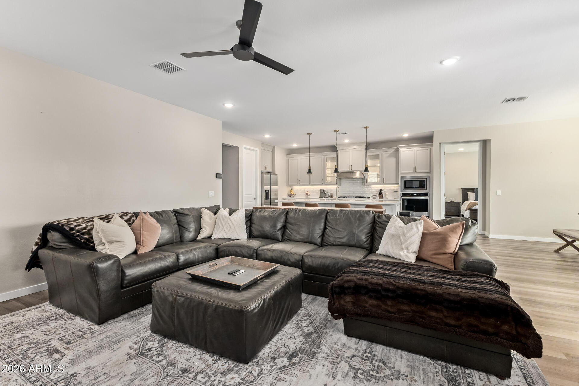 14041 West Monte Vista Road Goodyear, AZ 85395 - Photo 8 of 38