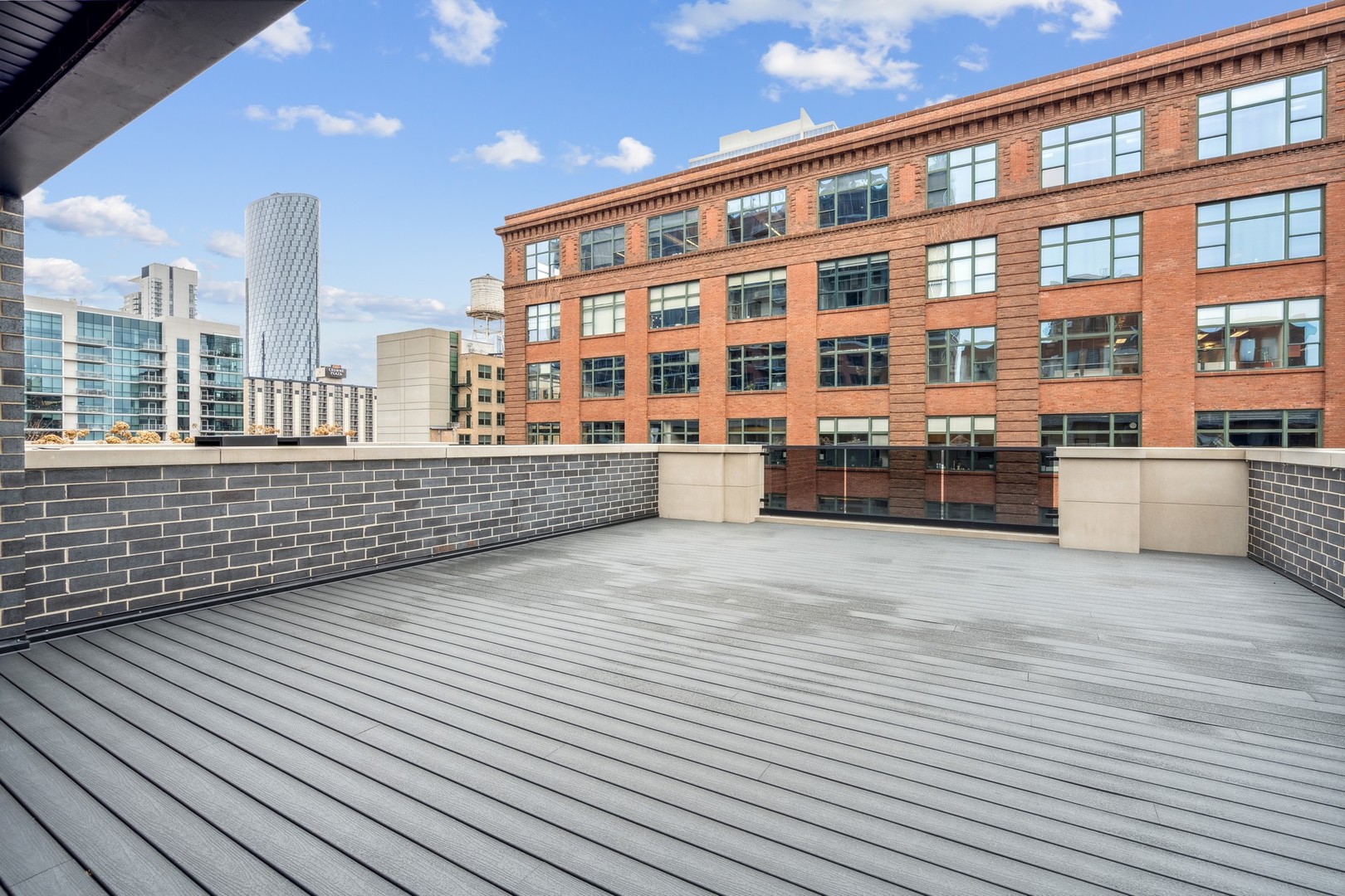 232 South Green Street, Unit 4S Chicago, IL 60607 - Photo 41 of 42 a view of an empty room with kitchen