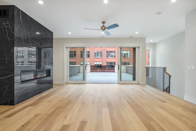 $12,000 | 232 South Green Street, Unit 4S, Chicago, IL 60607