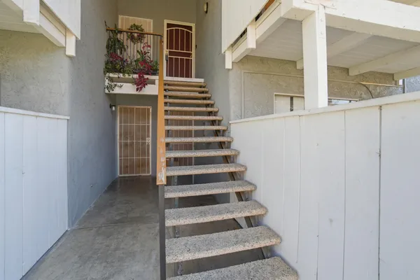 $445,000 | 1300 Saratoga Avenue, Unit 1905, Ventura, CA 93003