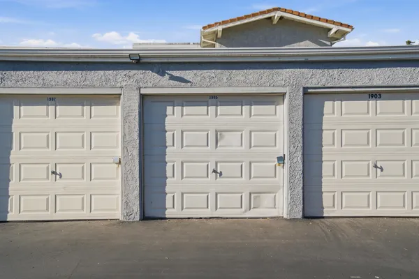$445,000 | 1300 Saratoga Avenue, Unit 1905, Ventura, CA 93003