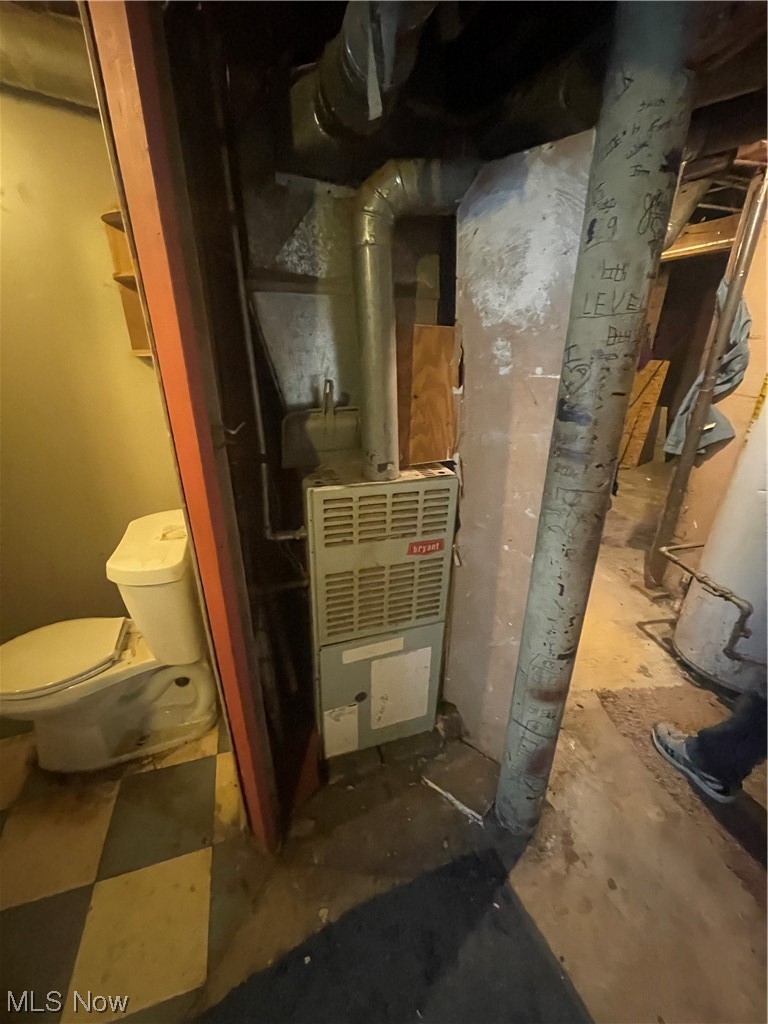 1909 West Schaaf Road Cleveland, OH 44109 - Photo 36 of 48 View of utility room