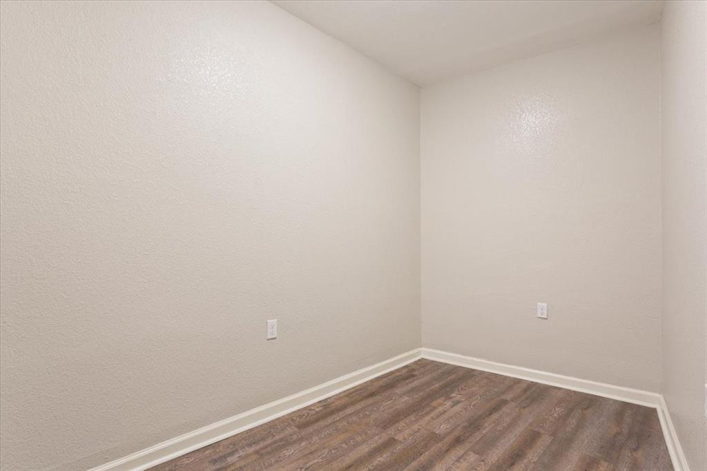 2025 Lenamon Street Waco, TX 76710 - Photo 19 of 24