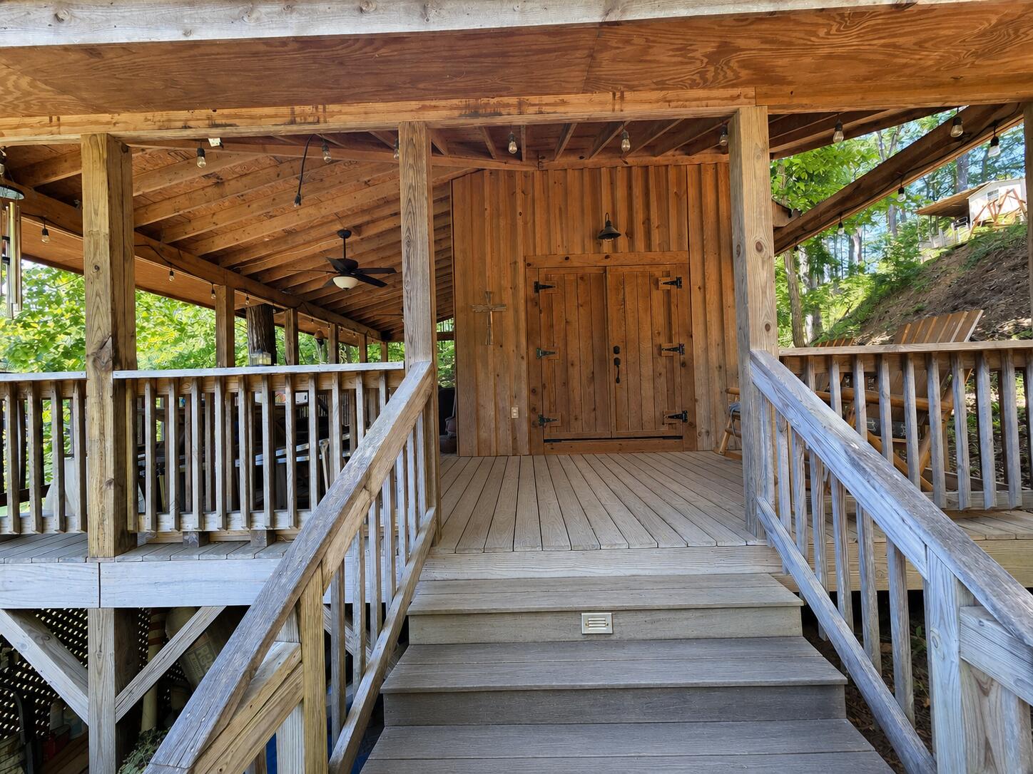 208 Munsons Road Penhook, VA 24137 - Photo 7 of 49 Cabin Entry