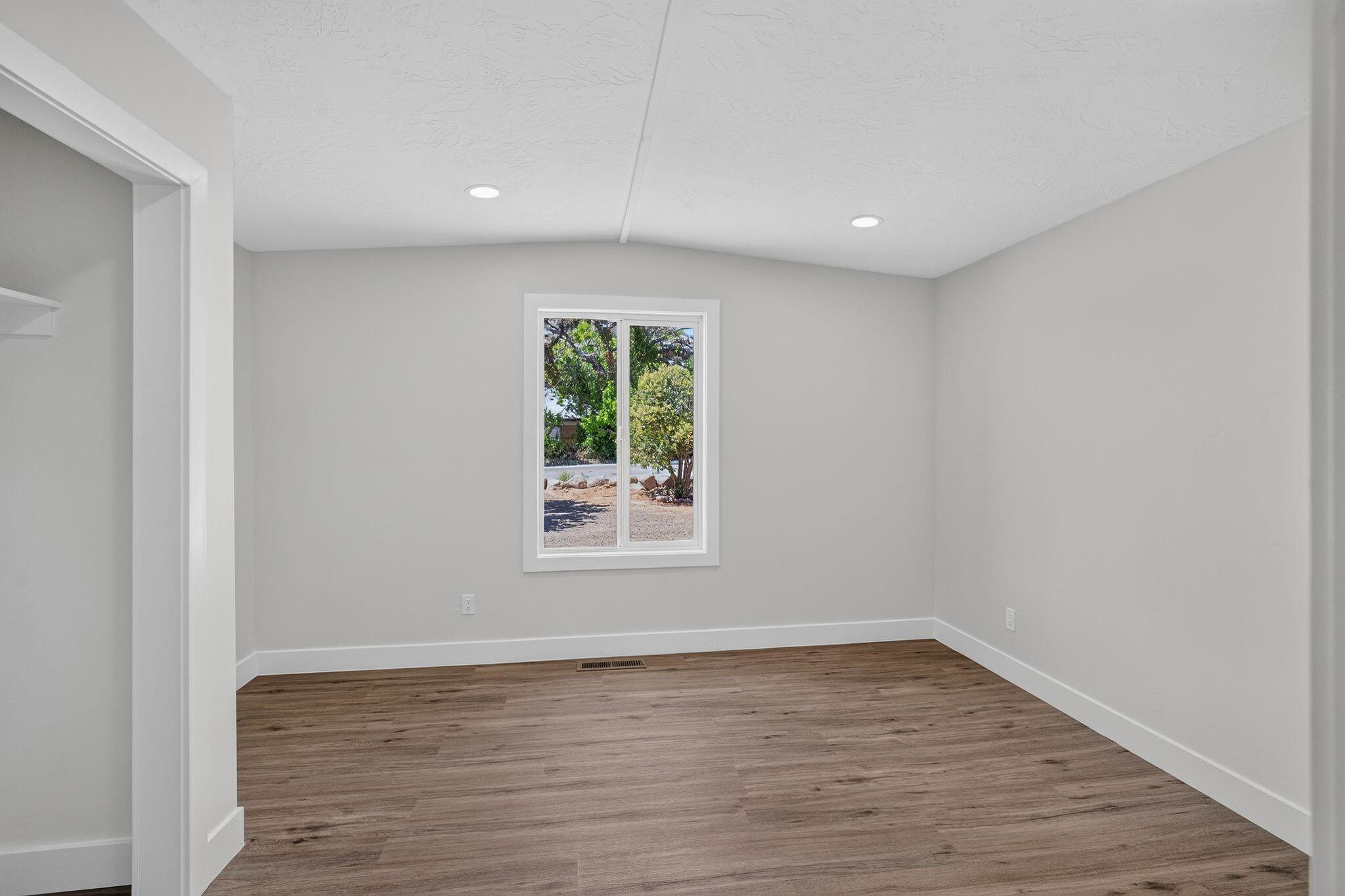 330 North Main Street Leeds, UT 84746 - Photo 39 of 49 DSC07878