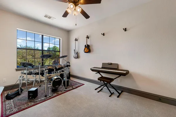 $1,700,000 | 2104 University Club Drive, Austin, TX 78732