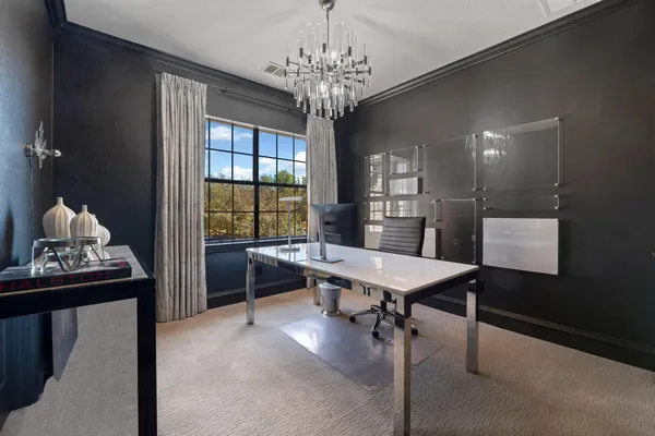 $1,700,000 | 2104 University Club Drive, Austin, TX 78732