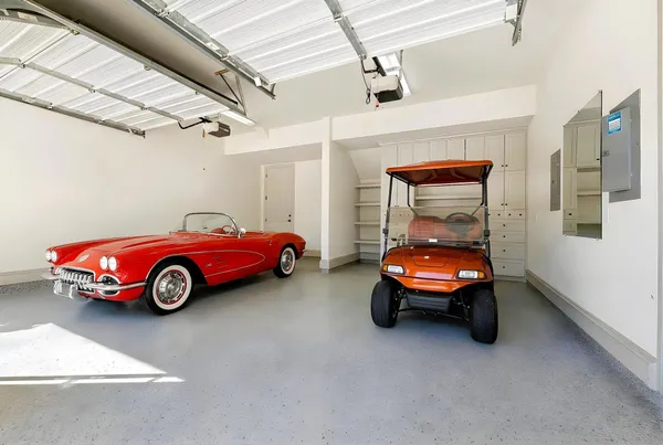 $1,700,000 | 2104 University Club Drive, Austin, TX 78732