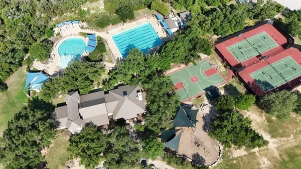 $1,700,000 | 2104 University Club Drive, Austin, TX 78732