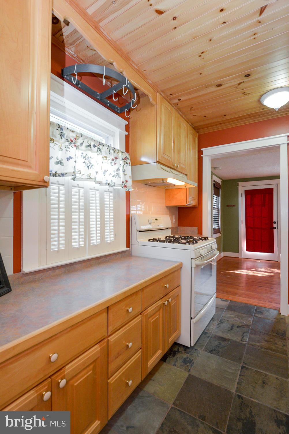 1607 Midland Road Edgewater, MD 21037 - Photo 9 of 28 Kitchen