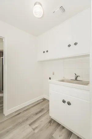 $359,000 | 862 North Bates Avenue, Dinuba, CA 93618