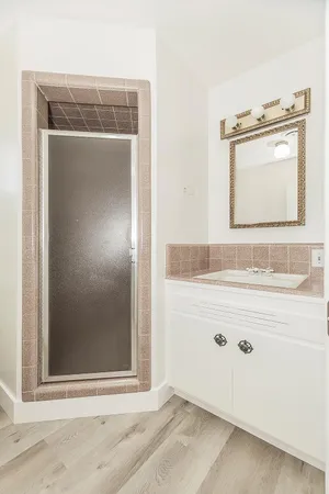 $359,000 | 862 North Bates Avenue, Dinuba, CA 93618