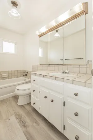$359,000 | 862 North Bates Avenue, Dinuba, CA 93618