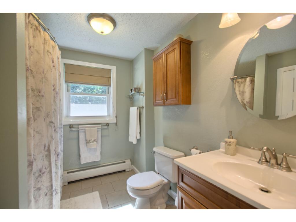 63 B Speare Road, Unit B Hudson, NH 03051 - Photo 22 of 30