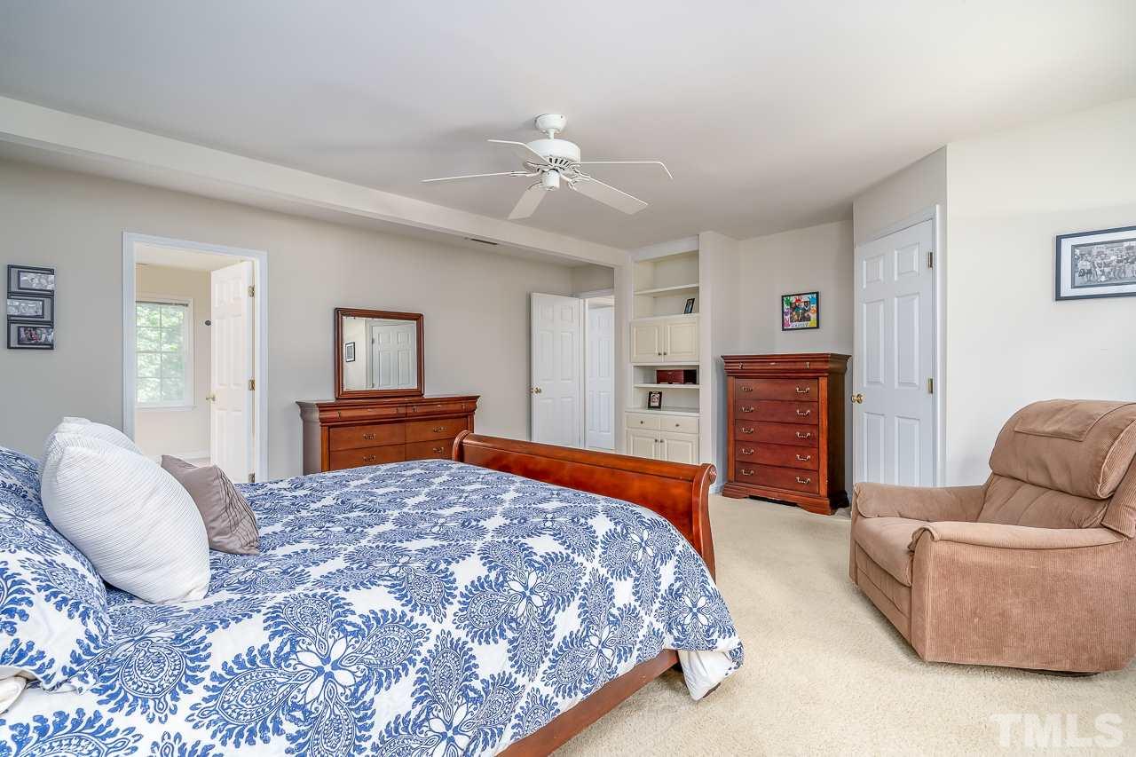 4800 Sandberry Lane Raleigh, NC 27613 - Photo 14 of 30 Gallery Image 14