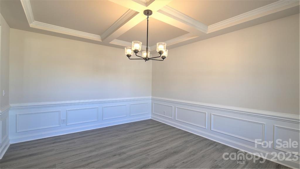 139 Fox Cove Road Hendersonville, NC 28792 - Photo 3 of 36 Gallery Image 3