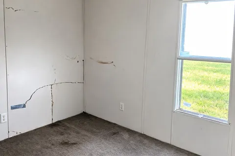 $120,000 | 510 County Road 320, Cleveland, TX 77327