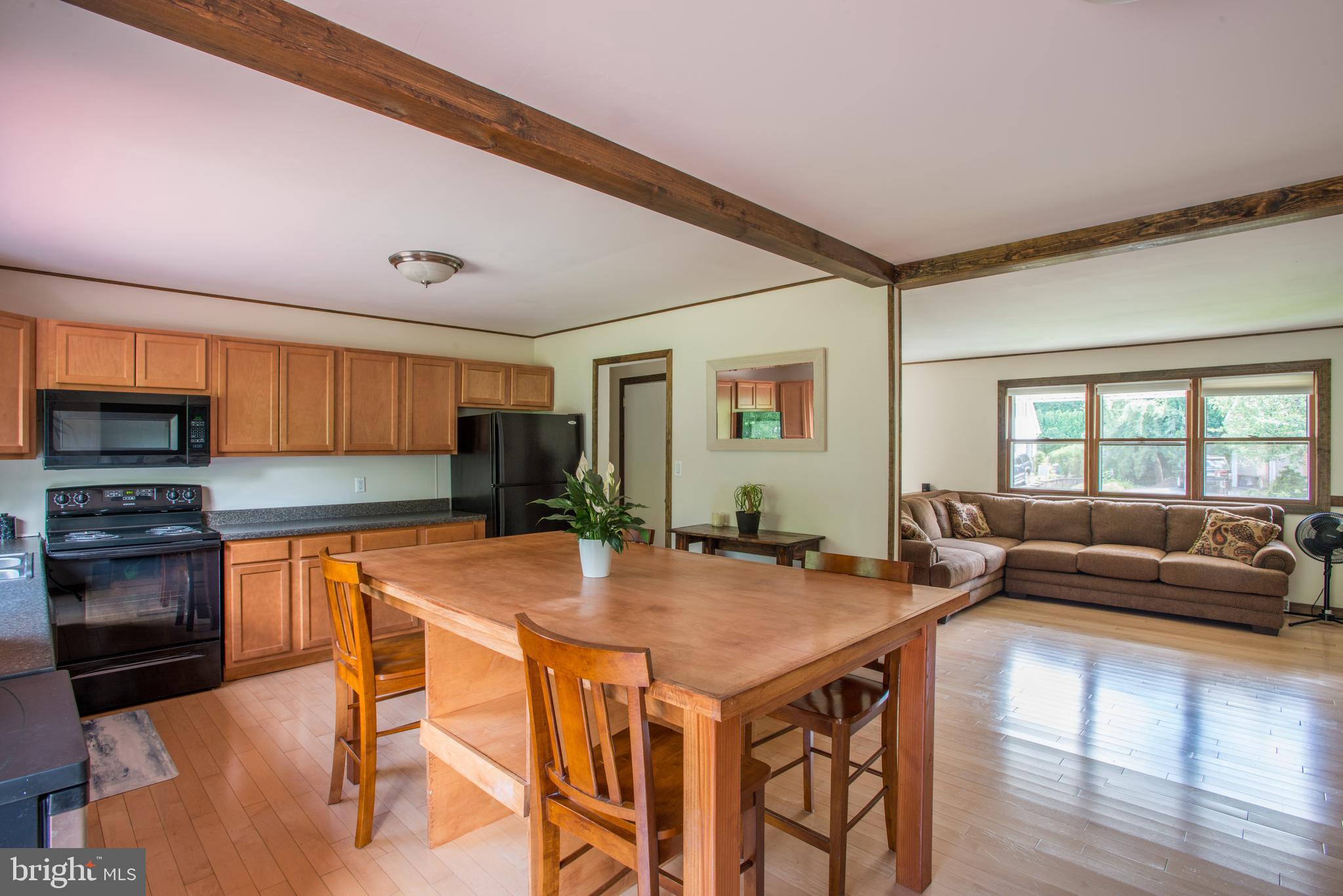 21 Clark Road Hershey, PA 17033 - Photo 8 of 29