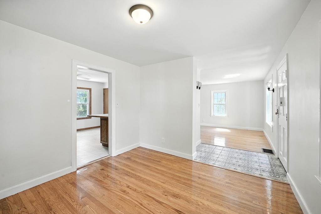 17 Marquette Street Springfield, MA 01104 - Photo 17 of 26 Gallery Image 17