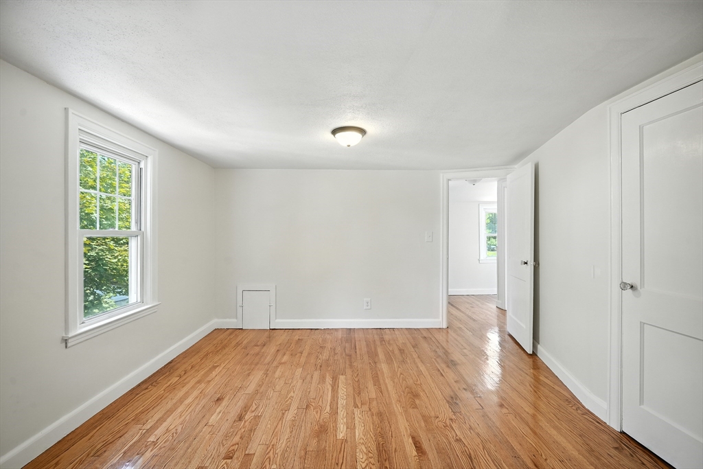 17 Marquette Street Springfield, MA 01104 - Photo 25 of 26 Gallery Image 25