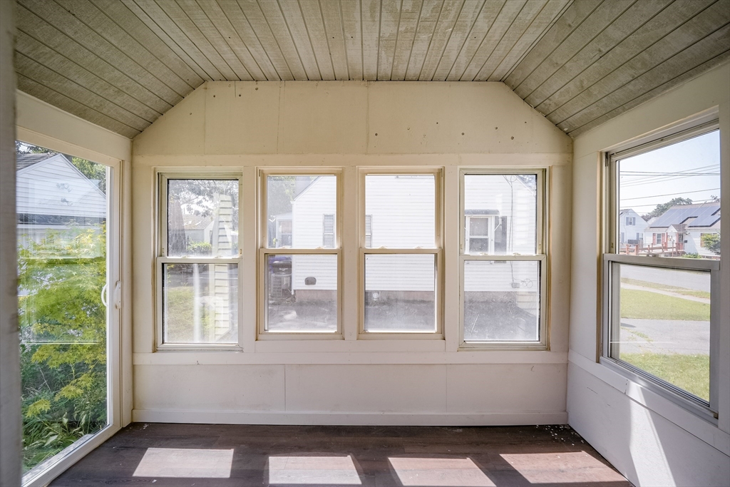 17 Marquette Street Springfield, MA 01104 - Photo 26 of 26 Gallery Image 26
