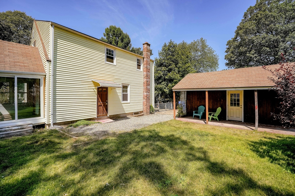17 Marquette Street Springfield, MA 01104 - Photo 5 of 26 Gallery Image 5