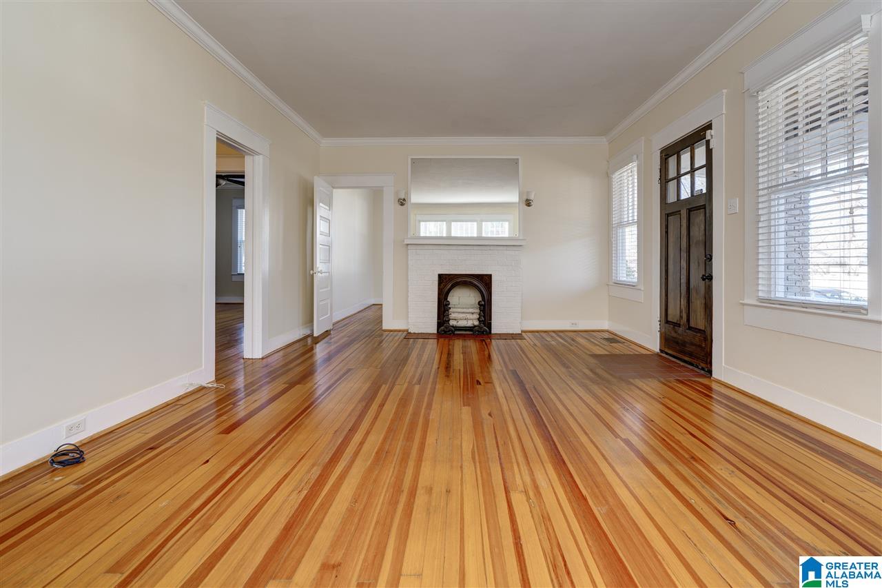 612 49th Street South Birmingham, AL 35222 - Photo 4 of 50